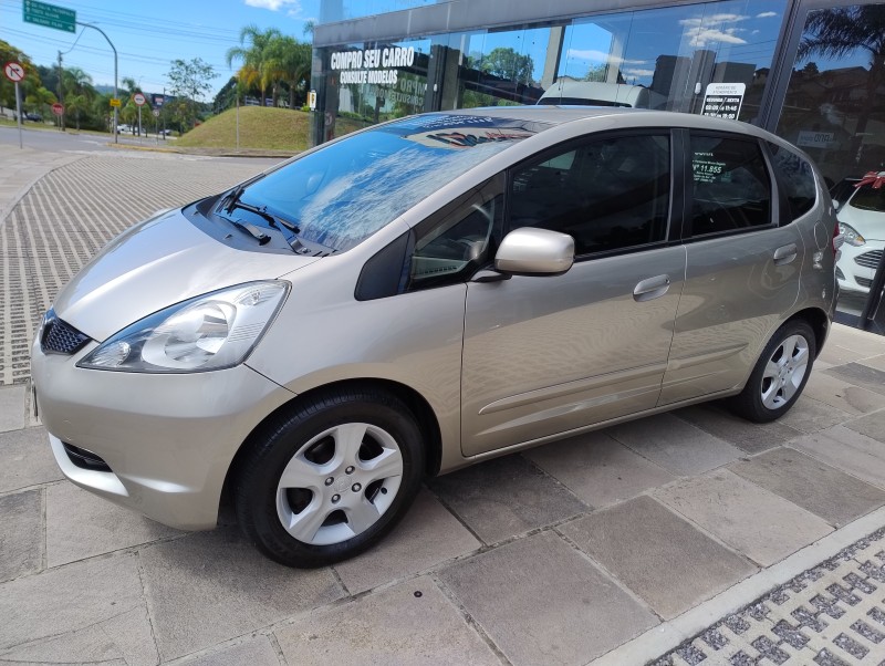fit 1.4 lx 16v flex 4p automatico 2010 caxias do sul