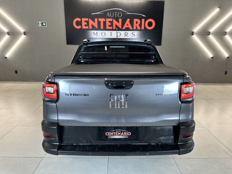 STRADA 1.3 FIRE FREEDOM 8V CD FLEX 4P MANUAL - 2022 - SAPIRANGA