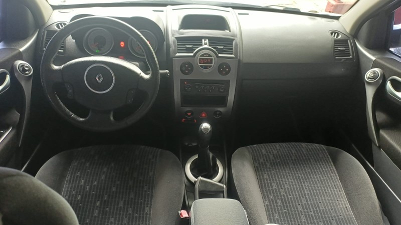 MÉGANE 1.6 DYNAMIQUE GRAND TOUR 16V FLEX 4P MANUAL - 2011 - CAXIAS DO SUL