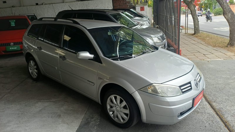 MÉGANE 1.6 DYNAMIQUE GRAND TOUR 16V FLEX 4P MANUAL - 2011 - CAXIAS DO SUL