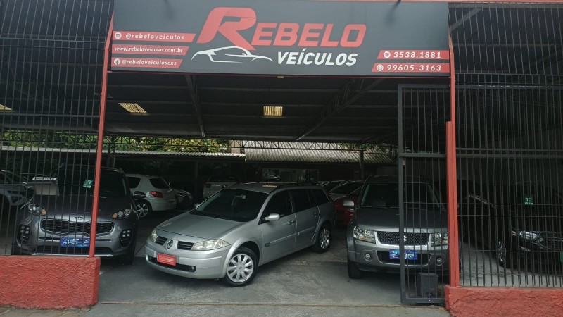 megane 1.6 dynamique grand tour 16v flex 4p manual 2011 caxias do sul