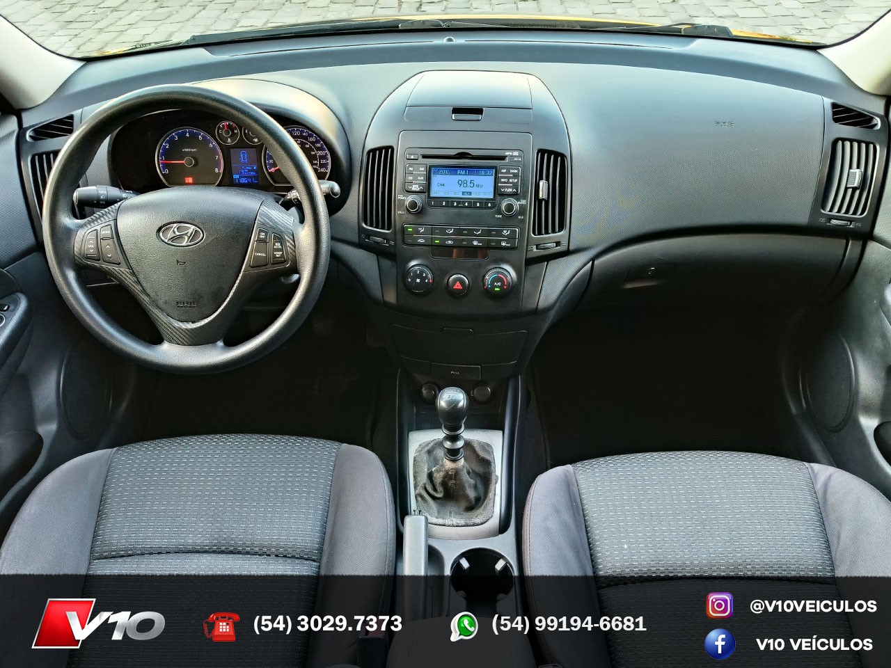 HYUNDAI - I30 - 2010/2011 - Preta - R$ 41.900,00