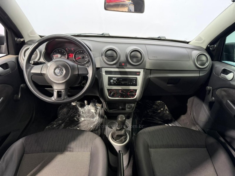 VOYAGE 1.6 MI CITY 8V FLEX 4P MANUAL - 2014 - VACARIA