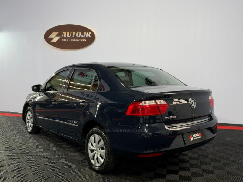 VOYAGE 1.6 MI CITY 8V FLEX 4P MANUAL - 2014 - VACARIA