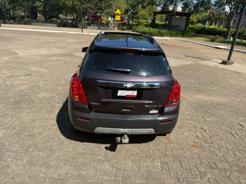 TRACKER 1.8 MPFI LTZ 4X2 16V FLEX 4P AUTOMÁTICO - 2016 - BROCHIER