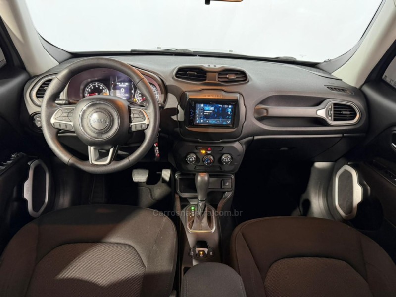 RENEGADE 1.8 16V FLEX 4P AUTOMÁTICO - 2019 - VACARIA