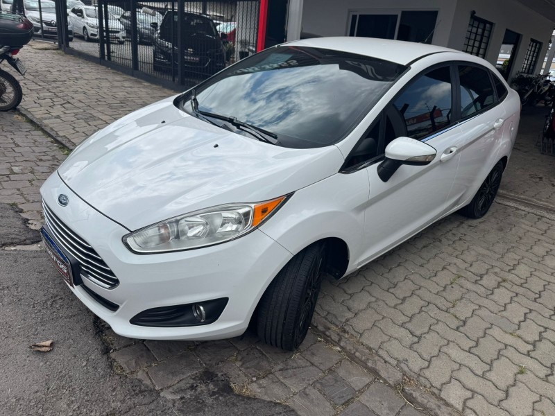 FIESTA 1.6 TITANIUM SEDAN 16V FLEX 4P AUTOMÁTICO - 2015 - CAXIAS DO SUL