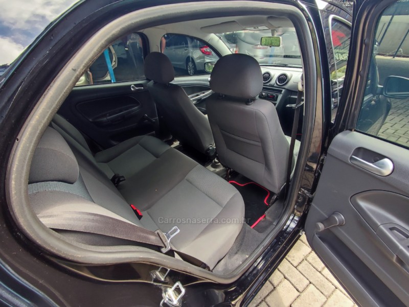 GOL 1.0 MI 8V FLEX 4P MANUAL G.V - 2010 - CANELA