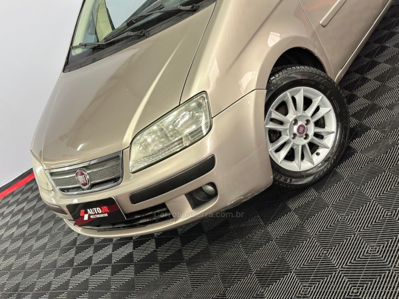 IDEA 1.4 MPI ELX 8V FLEX 4P MANUAL - 2009 - VACARIA