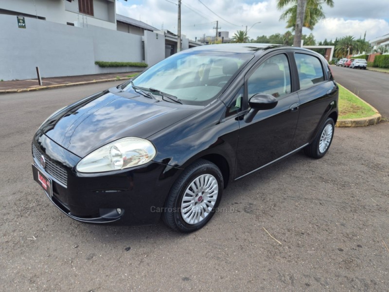 PUNTO 1.4 ATTRACTIVE 8V FLEX 4P MANUAL - 2011 - SãO LEOPOLDO