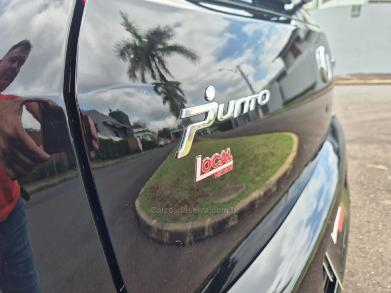 PUNTO 1.4 ATTRACTIVE 8V FLEX 4P MANUAL - 2011 - SãO LEOPOLDO