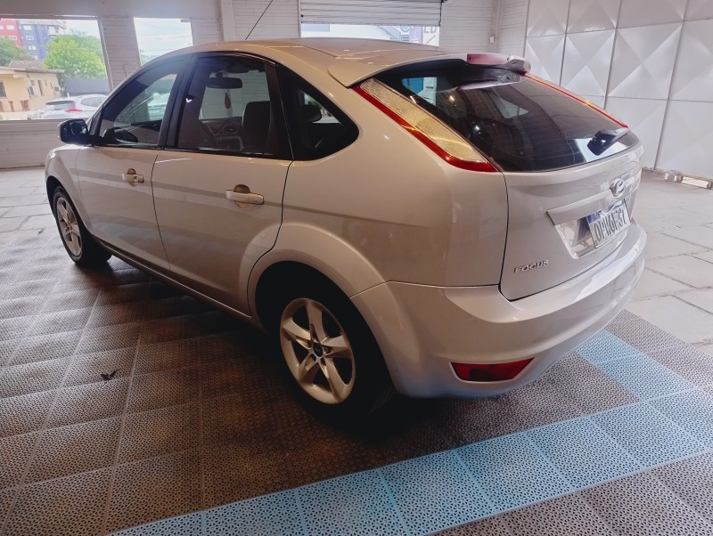 FOCUS 1.6 S 16V FLEX 4P MANUAL - 2013 - SãO SEBASTIãO DO CAí