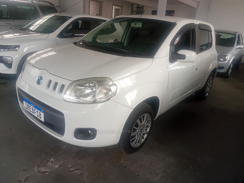 UNO 1.0 EVO VIVACE 8V FLEX 4P MANUAL - 2011 - CAXIAS DO SUL