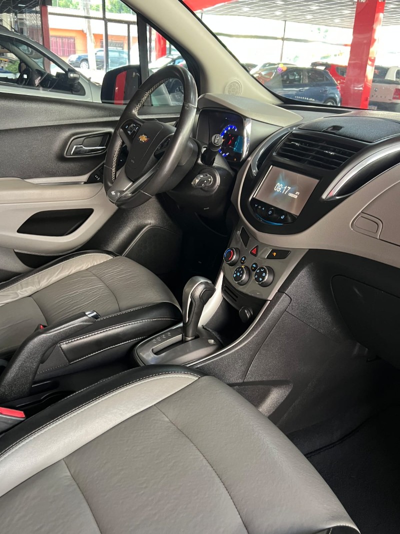 TRACKER 1.8 MPFI LTZ 4X2 16V FLEX 4P AUTOMÁTICO - 2015 - SãO LEOPOLDO