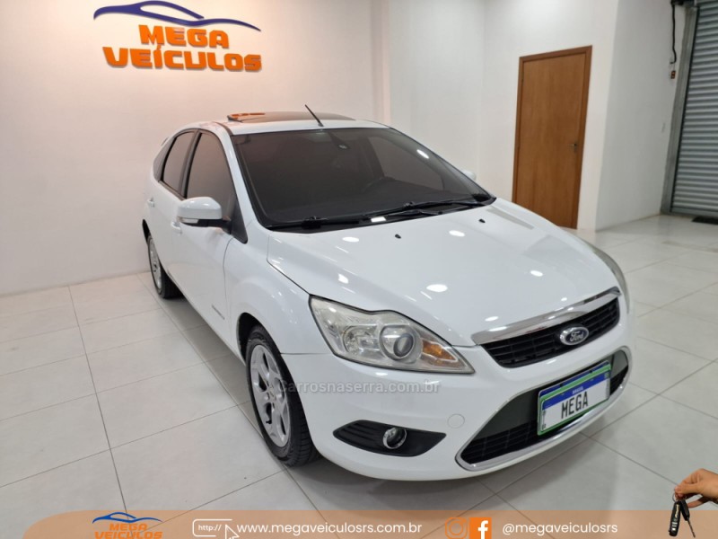 focus 2.0 titanium hatch 16v flex 4p automatico 2012 bento goncalves