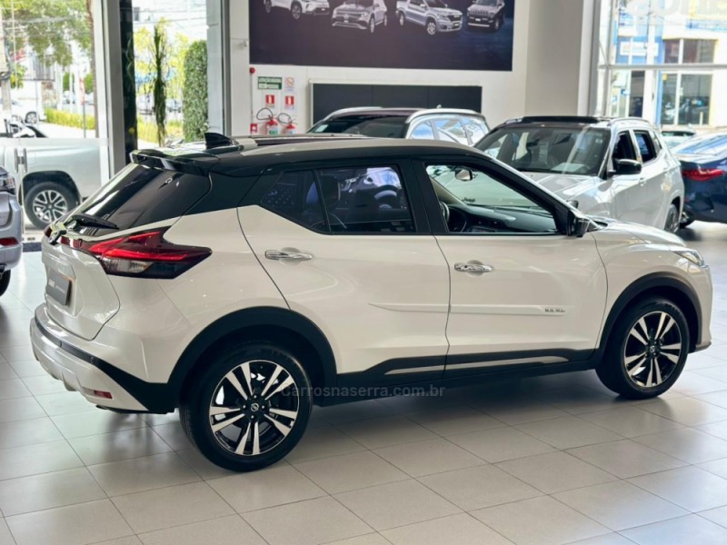 KICKS 1.6 EXCLUSIVE 16V FLEX 4P AUTOMÁTICO - 2022 - NOVO HAMBURGO