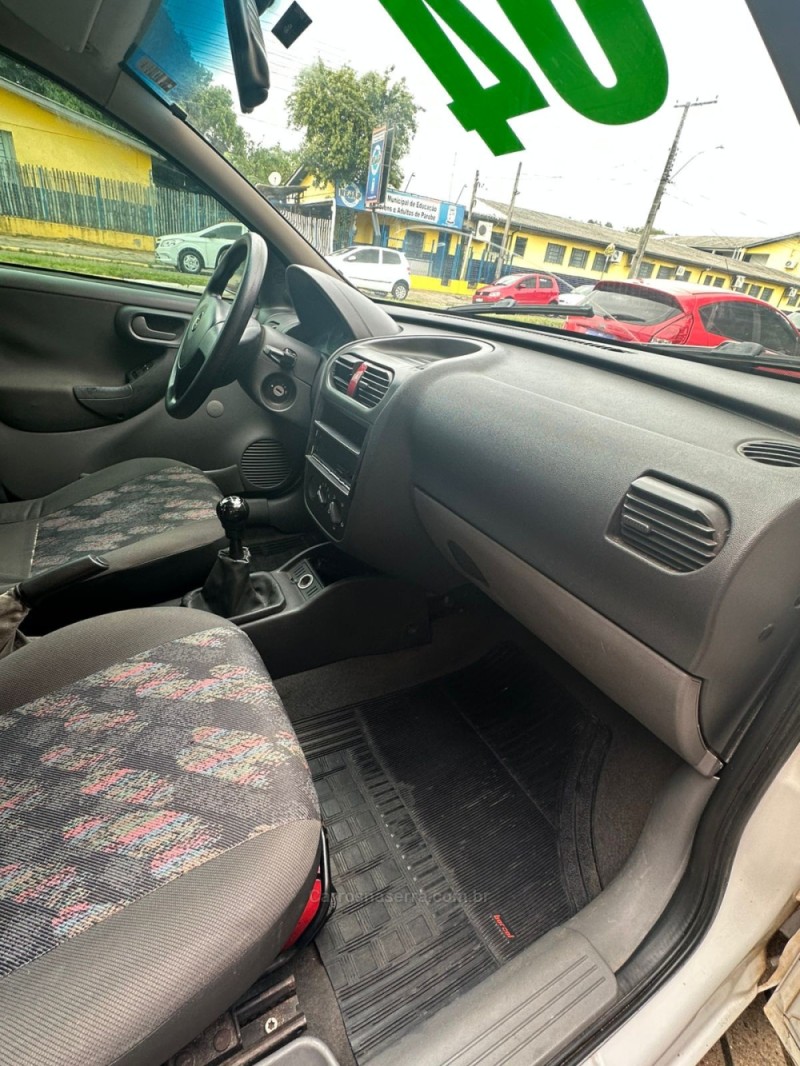 CORSA 1.0 MPFI 8V GASOLINA 4P MANUAL - 2004 - PAROBé