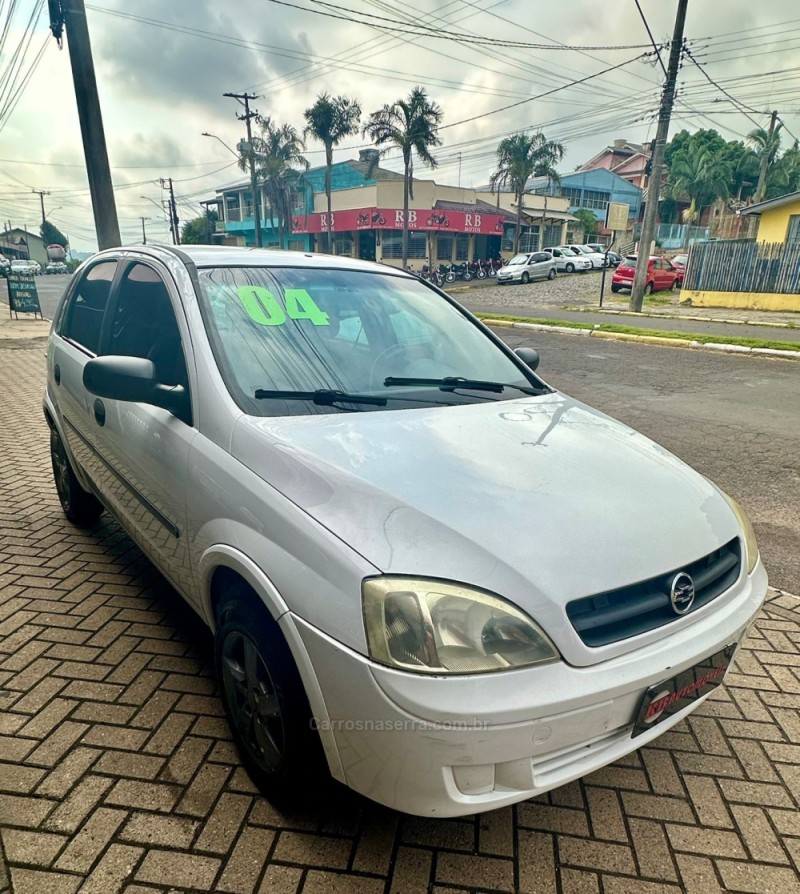 CORSA 1.0 MPFI 8V GASOLINA 4P MANUAL - 2004 - PAROBé