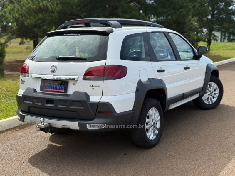 PALIO 1.8 MPI ADVENTURE LOCKER WEEKEND 8V FLEX 4P MANUAL - 2014 - VACARIA