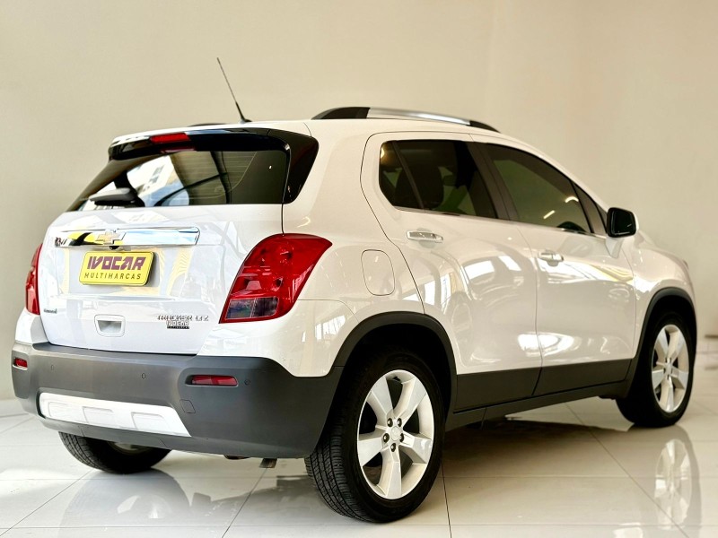 TRACKER 1.8 MPFI LTZ 4X2 16V FLEX 4P AUTOMÁTICO - 2014 - VACARIA