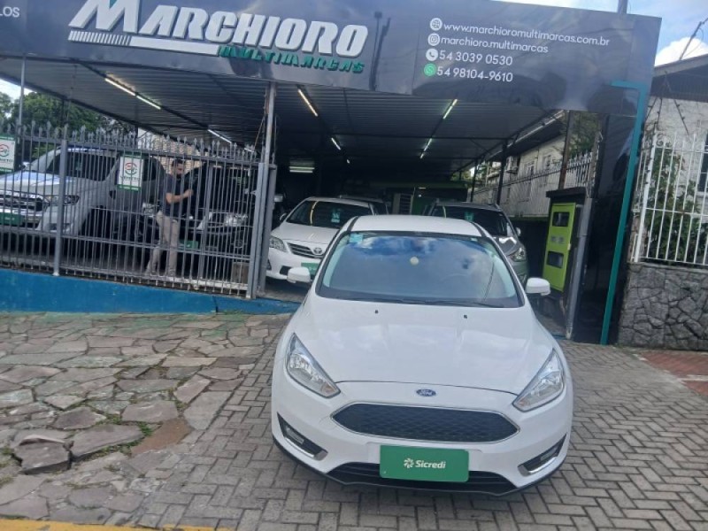 FOCUS 2.0 SE HATCH 16V FLEX 4P AUTO - 2017 - CAXIAS DO SUL