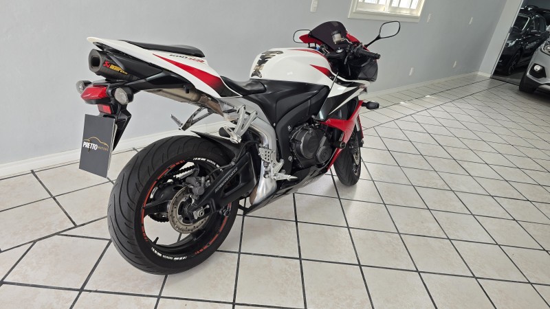 CBR 600RR  - 2008 - BENTO GONçALVES