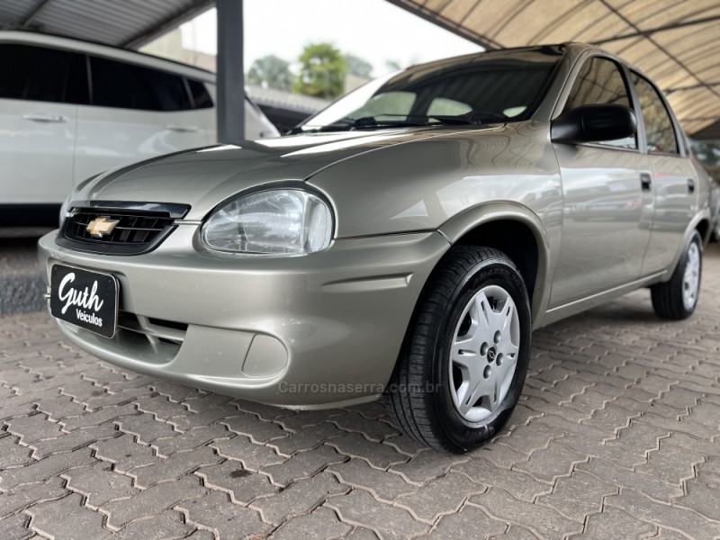 CLASSIC 1.0 MPFI LIFE 8V FLEX 4P MANUAL - 2009 - BOM PRINCíPIO