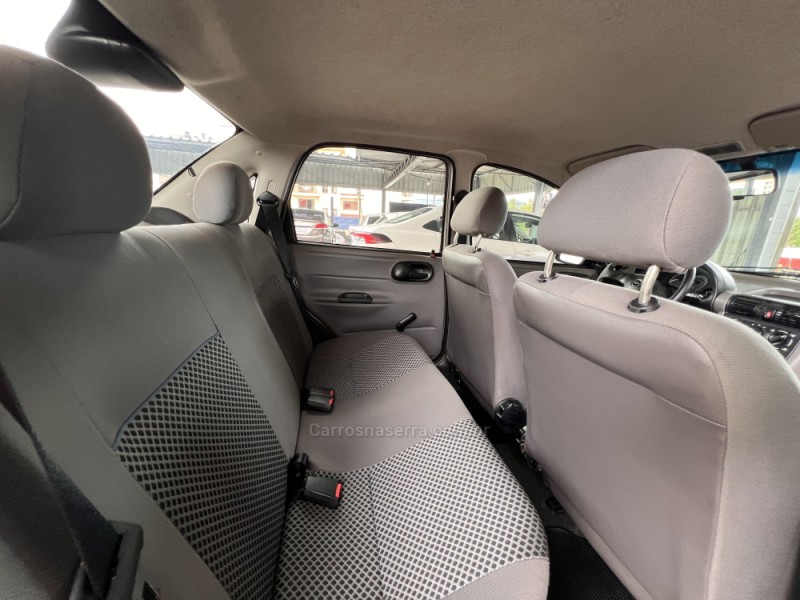 CLASSIC 1.0 MPFI LIFE 8V FLEX 4P MANUAL - 2009 - BOM PRINCíPIO