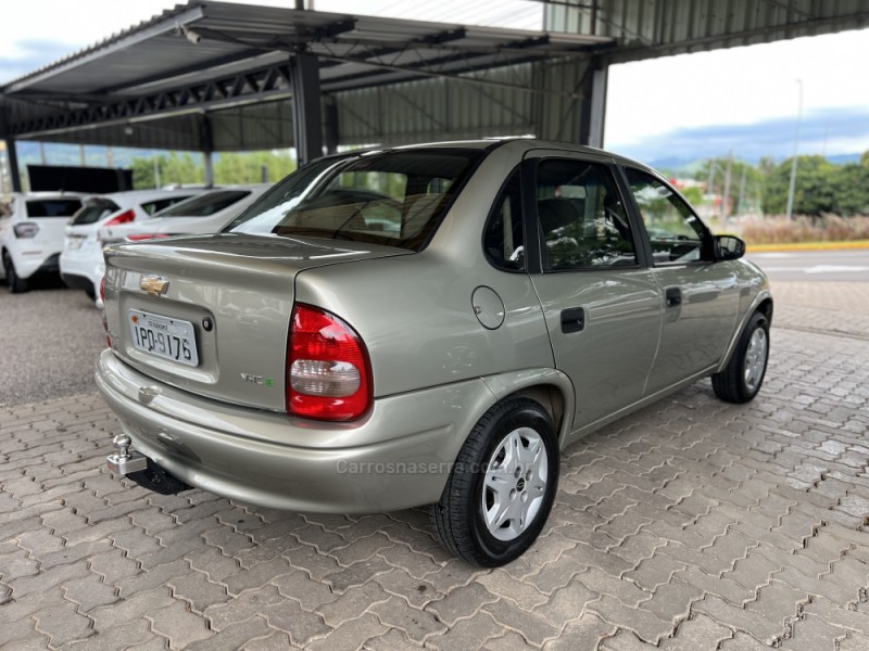 CLASSIC 1.0 MPFI LIFE 8V FLEX 4P MANUAL - 2009 - BOM PRINCíPIO