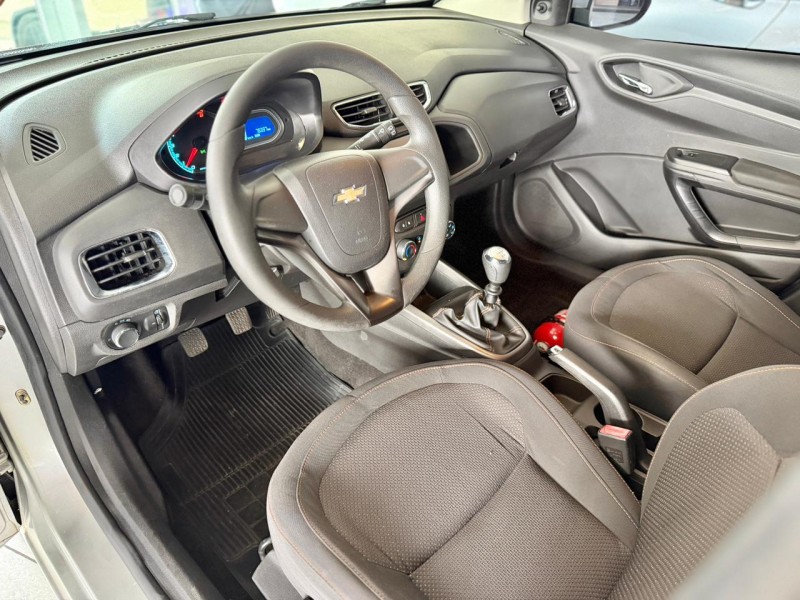 ONIX 1.4 MPFI LT 8V FLEX 4P MANUAL - 2014 - CAXIAS DO SUL