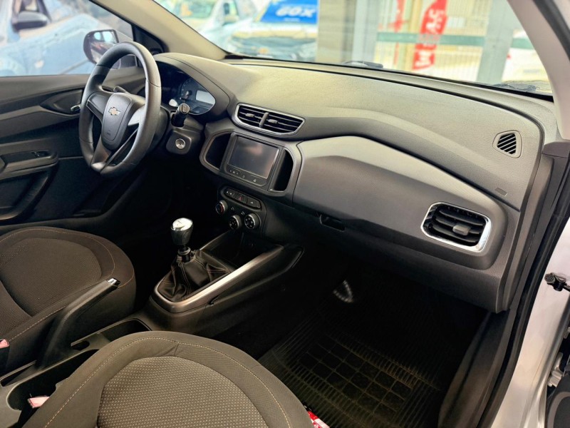 ONIX 1.4 MPFI LT 8V FLEX 4P MANUAL - 2014 - CAXIAS DO SUL