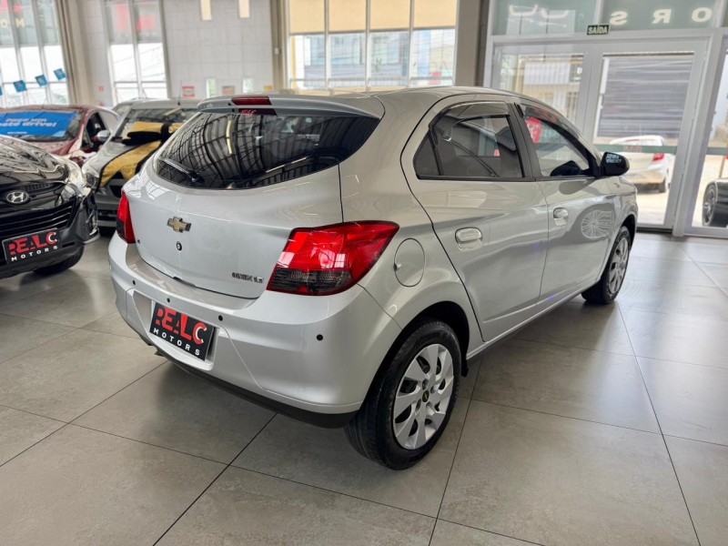 ONIX 1.4 MPFI LT 8V FLEX 4P MANUAL - 2014 - CAXIAS DO SUL