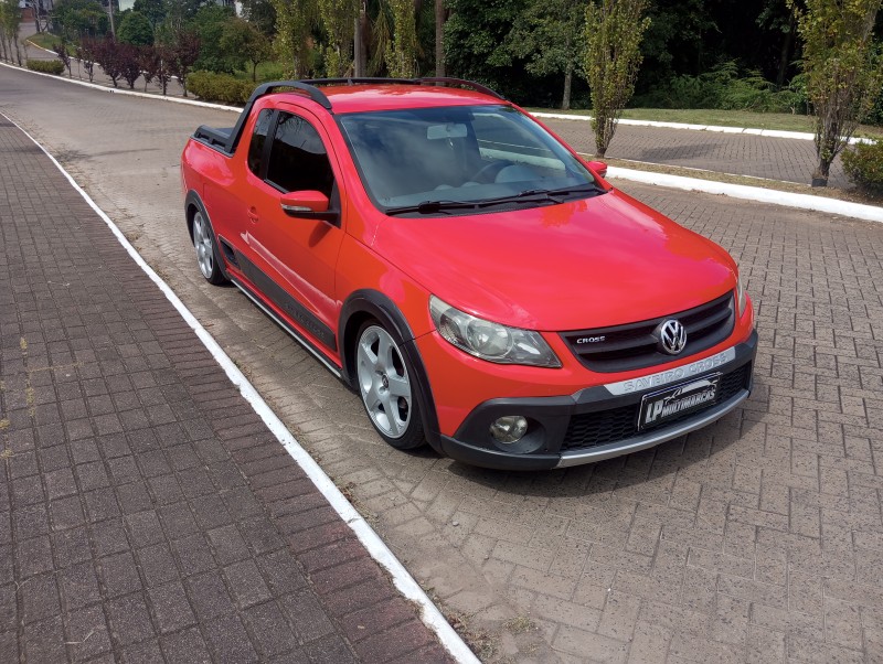 SAVEIRO 1.6 MI CROSSOVER CS 8V FLEX 2P MANUAL G.IV - 2011 - CAXIAS DO SUL