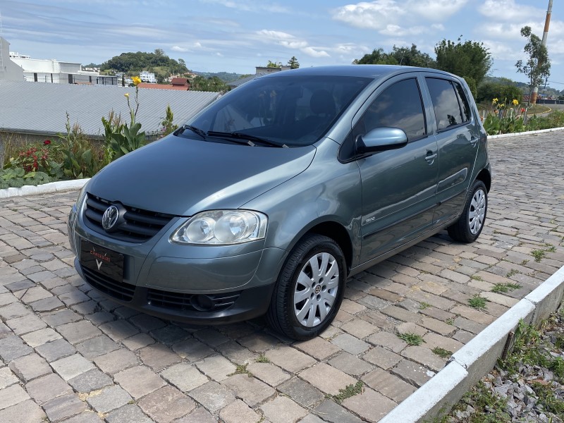 FOX 1.0 MI TREND 8V FLEX 4P MANUAL - 2010 - CARLOS BARBOSA