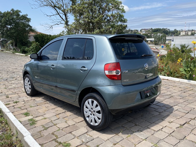 FOX 1.0 MI TREND 8V FLEX 4P MANUAL - 2010 - CARLOS BARBOSA