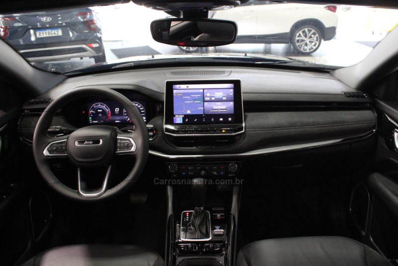 COMMANDER 2.0 HURRICANE BLACKHAWK 4X4 TURBO GASOLINA 4P AUTOMÁTICO - 2025 - CAXIAS DO SUL