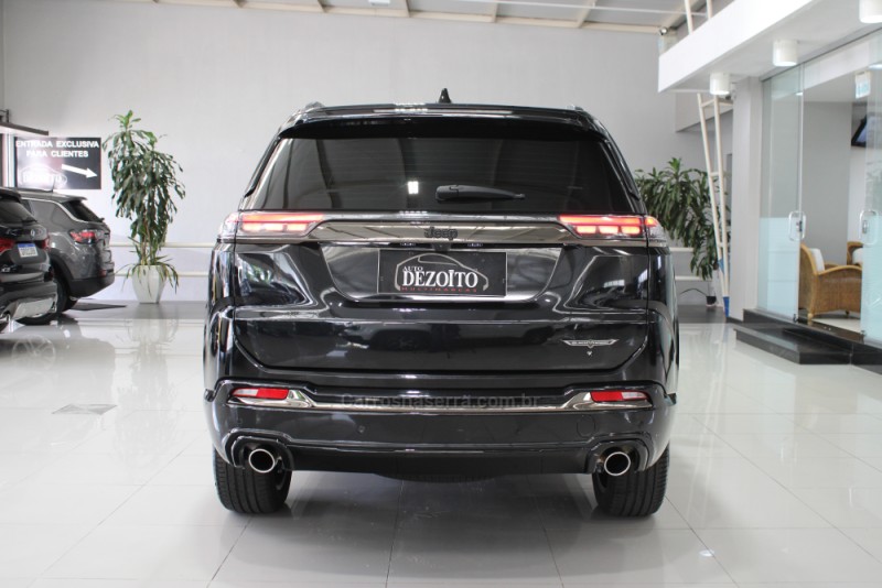 COMMANDER 2.0 HURRICANE BLACKHAWK 4X4 TURBO GASOLINA 4P AUTOMÁTICO - 2025 - CAXIAS DO SUL