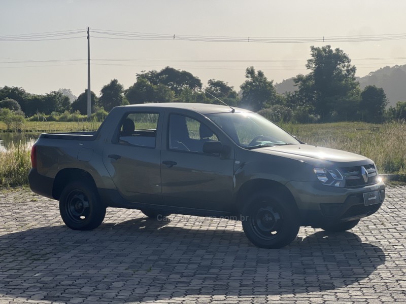 DUSTER OROCH 1.6 16V FLEX DYNAMIQUE 4P MANUAL - 2018 - ANTôNIO PRADO