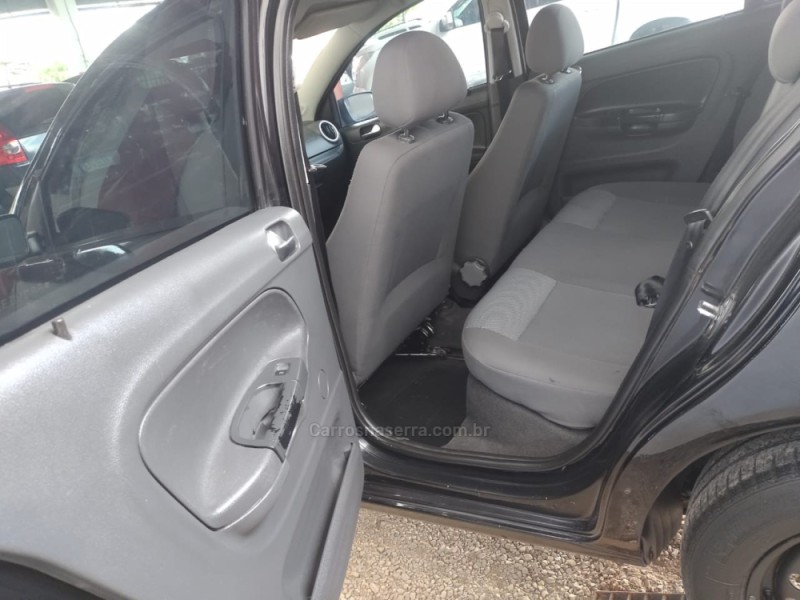 GOL 1.6 MI 8V FLEX 4P MANUAL - 2011 - CAXIAS DO SUL