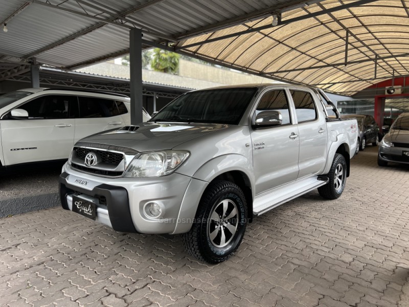hilux 3.0 srv 4x4 cd 16v turbo intercooler diesel 4p automatico 2009 bom principio