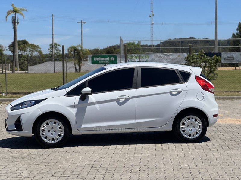 FIESTA 1.6 SE HATCH 16V FLEX 4P MANUAL - 2018 - ANTôNIO PRADO