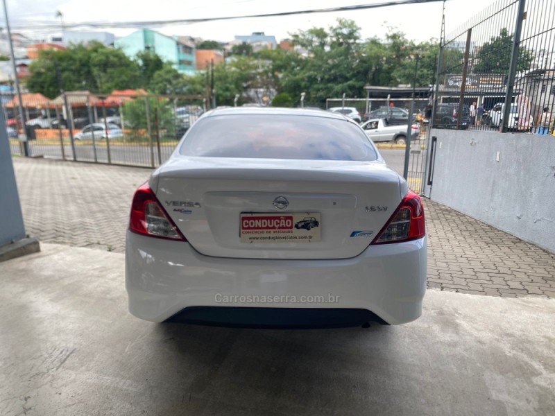 VERSA 1.6 16V FLEX SV 4P XTRONIC - 2018 - CAXIAS DO SUL