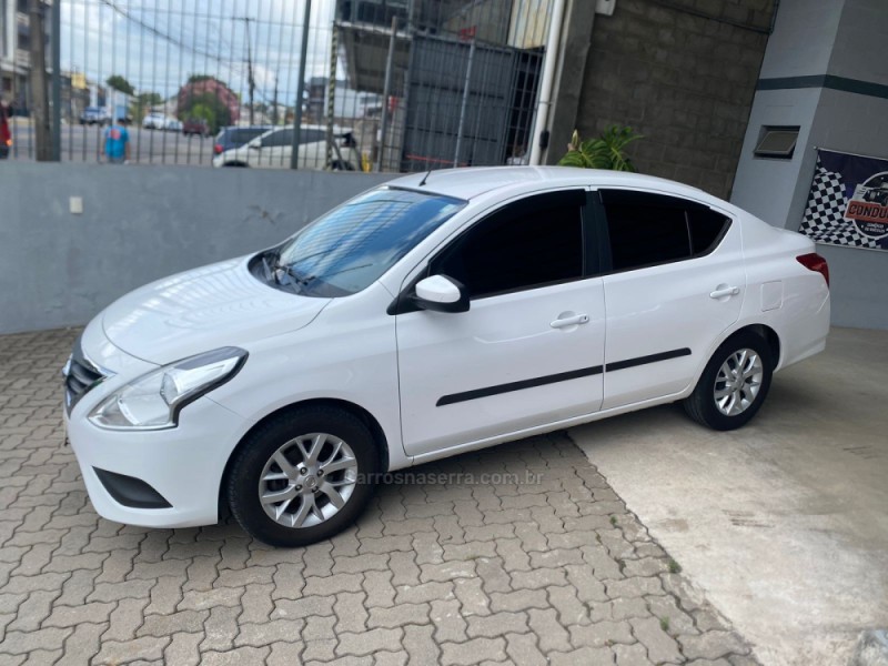 VERSA 1.6 16V FLEX SV 4P XTRONIC - 2018 - CAXIAS DO SUL