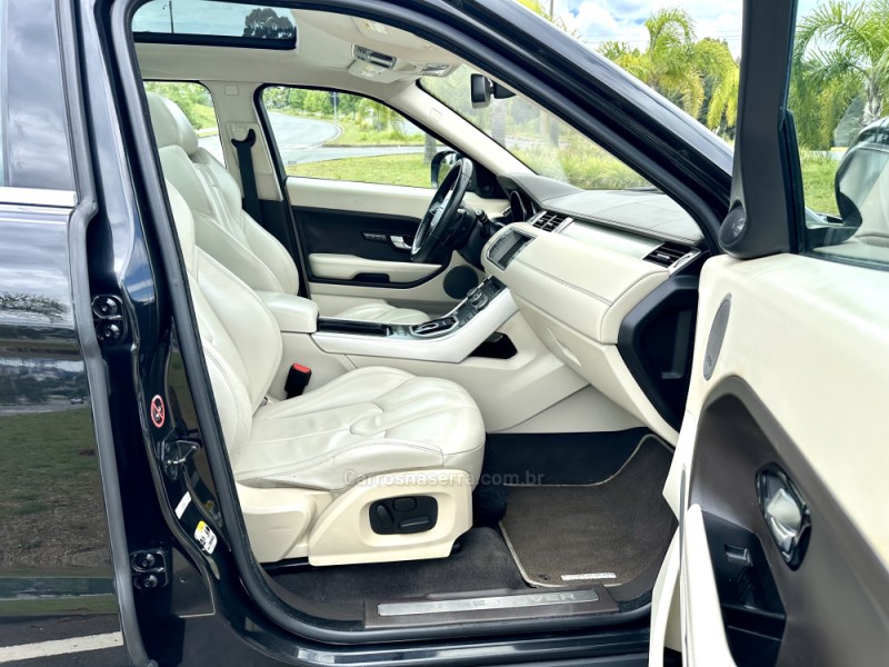RANGE ROVER EVOQUE 2.0 PRESTIGE 4WD 16V GASOLINA 4P AUTOMÁTICO - 2013 - CAXIAS DO SUL