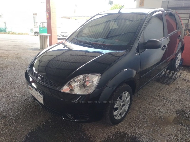 FIESTA 1.6 MPI STREET 8V GASOLINA 4P MANUAL - 2005 - CAXIAS DO SUL