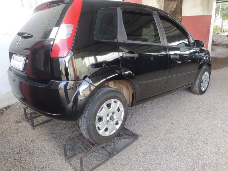 FIESTA 1.6 MPI STREET 8V GASOLINA 4P MANUAL - 2005 - CAXIAS DO SUL