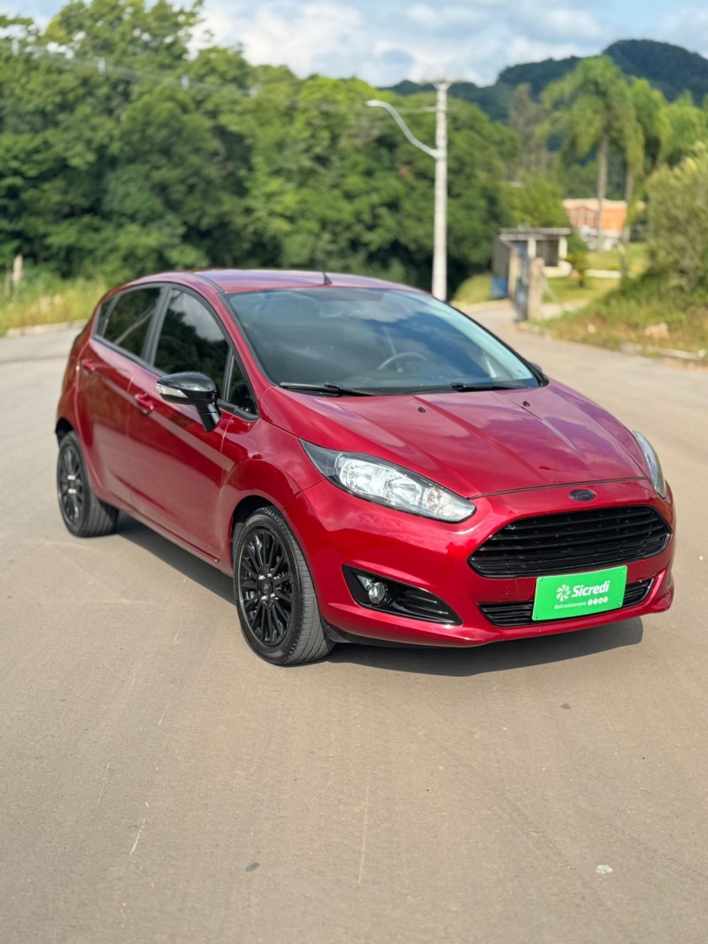 fiesta 1.6 se hatch 16v flex 4p manual 2016 bento goncalves