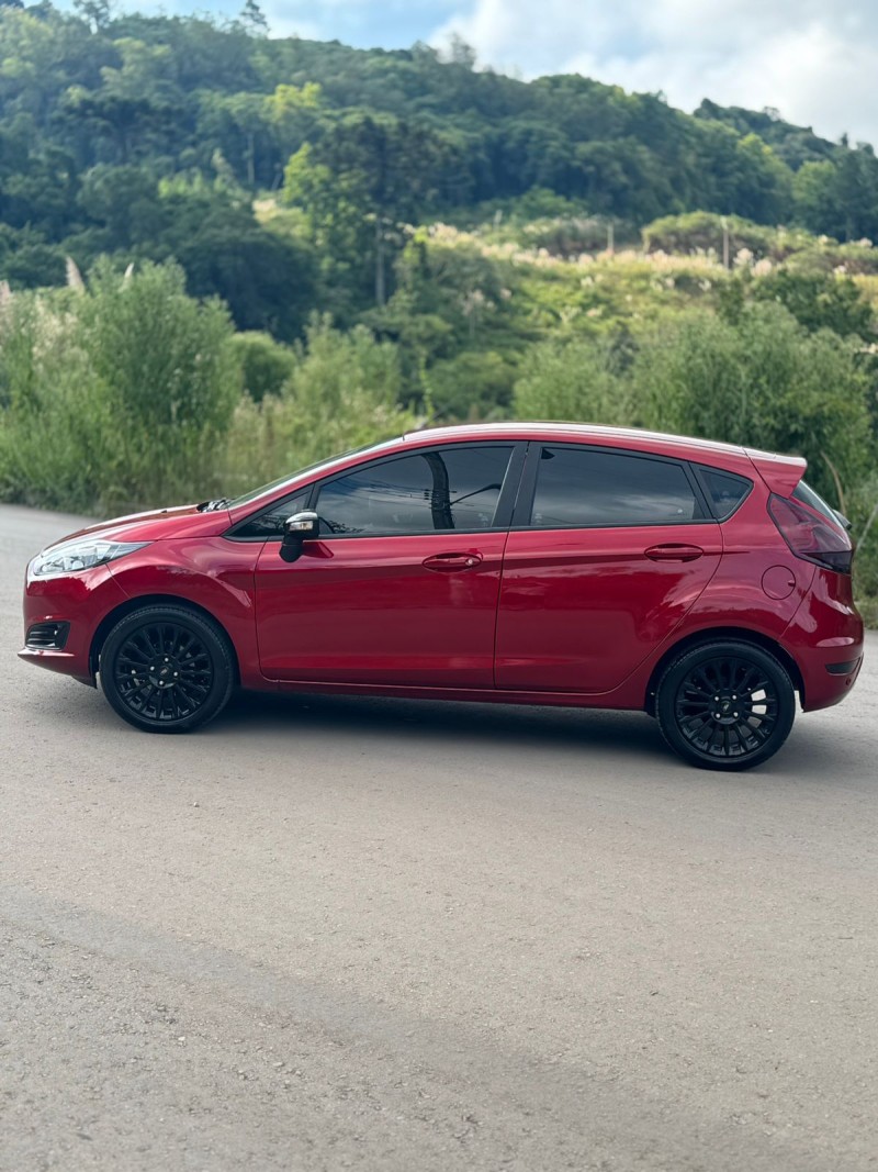 FIESTA 1.6 SE HATCH 16V FLEX 4P MANUAL - 2016 - BENTO GONçALVES