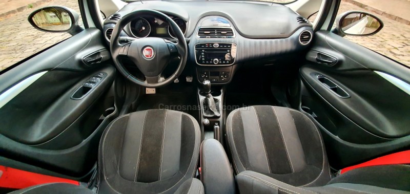 PUNTO 1.8 SPORTING 16V FLEX 4P MANUAL - 2014 - CAXIAS DO SUL