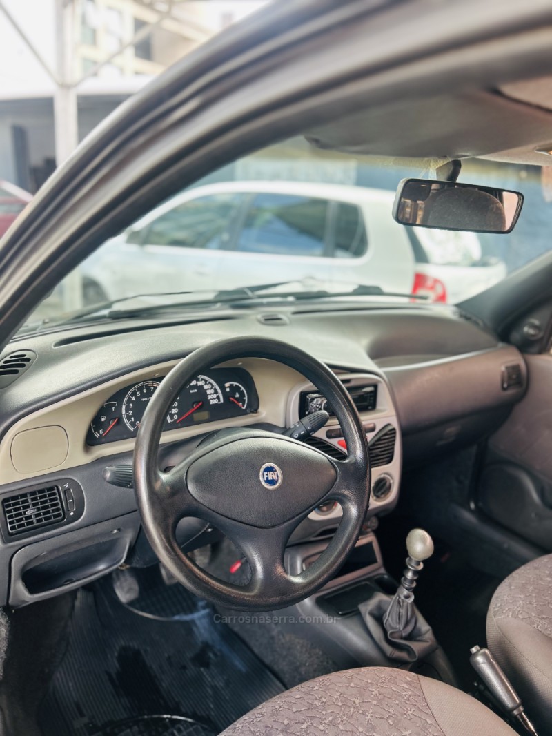 PALIO 1.6 MPI ELX 16V GASOLINA 4P MANUAL - 2001 - CAXIAS DO SUL